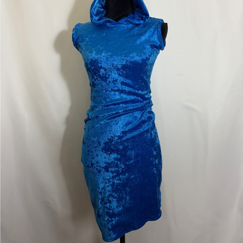 Chic Blue Velvet Cowl Neck Dress